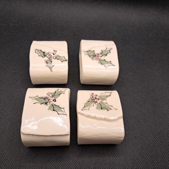 Ceramic Christmas Napkin Rings - Christmas Ivy and Holly-Set of 4 - Picture 3 of 6